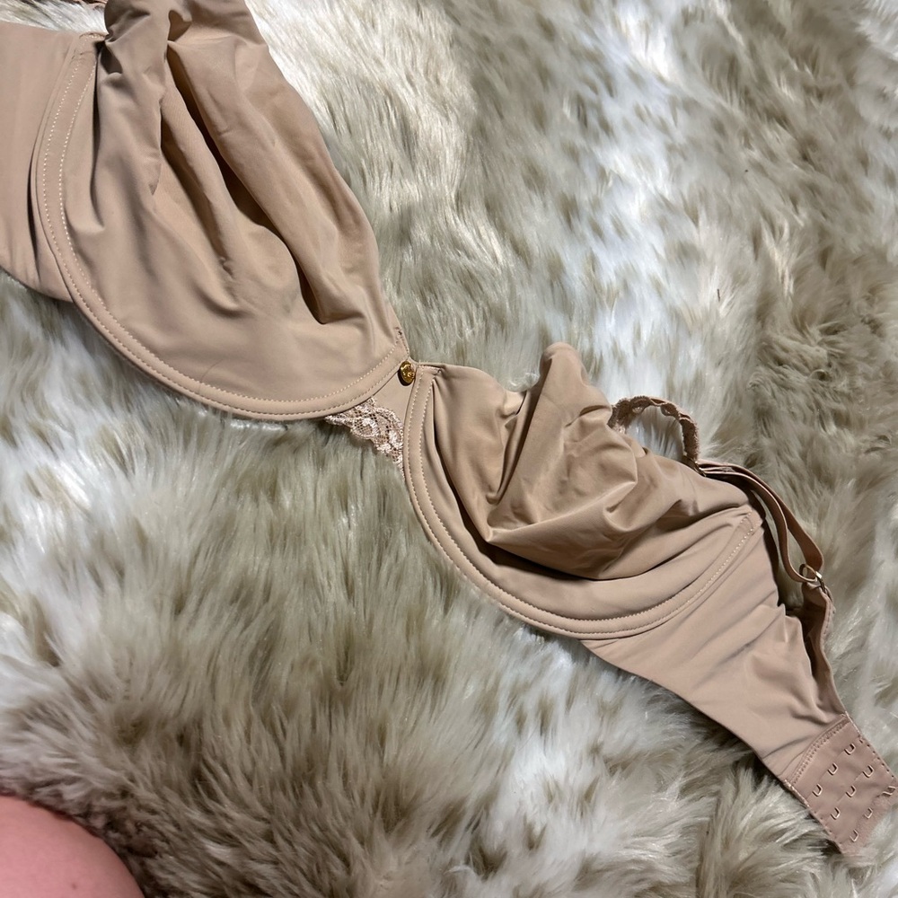 Elegant Tan Natori Women's Bra
